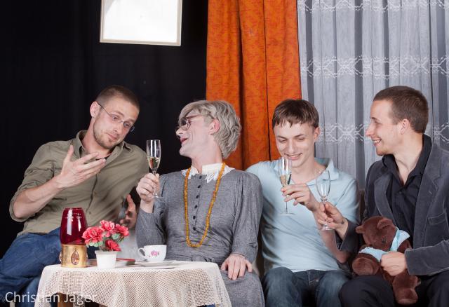 Autogrammstunde mit Gisela Müller Autogrammstunde mit Gisela Müller